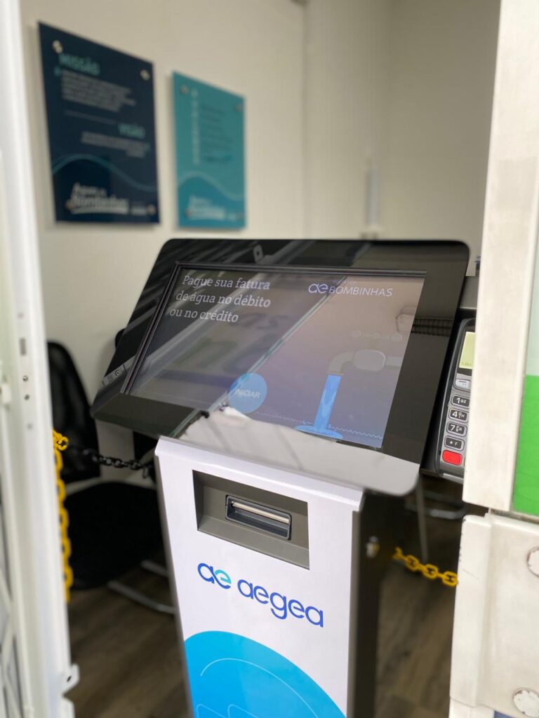 Atendimento de Águas de Camboriú fica mais rápido com a utilização de totens 