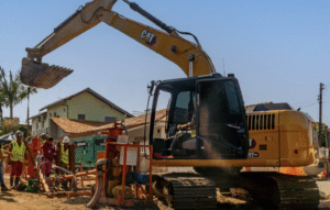 Repavimentação de ruas após obras da Águas de Camboriú busca devolver vias em condição igual ou melhor à original 