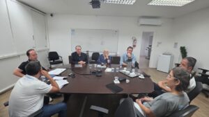 Balneário Camboriú  discute projeto para despoluição dos rios