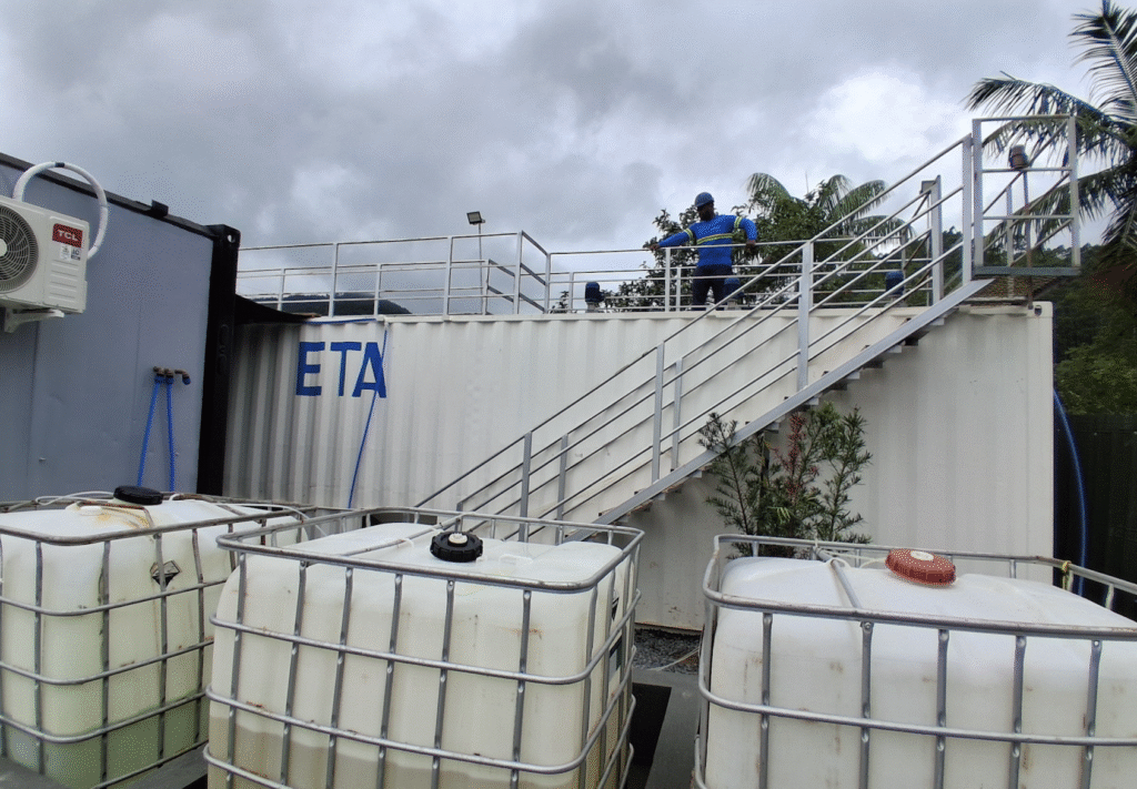 O trabalho dos operadores de Estação de Tratamento de Água (ETA) em Camboriú 