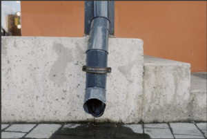 Águas de Camboriú explica a diferença entre esgoto e drenagem pluvial