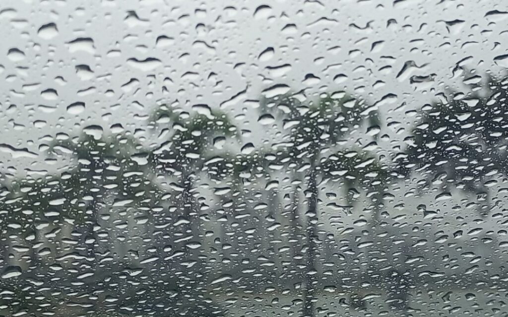 Frente fria provoca temporais isolados e queda nas temperaturas em Santa Catarina nesta semana