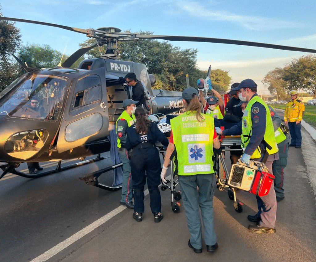 PRF é atropelado por motociclista sem habilitação durante fiscalização no Oeste catarinense