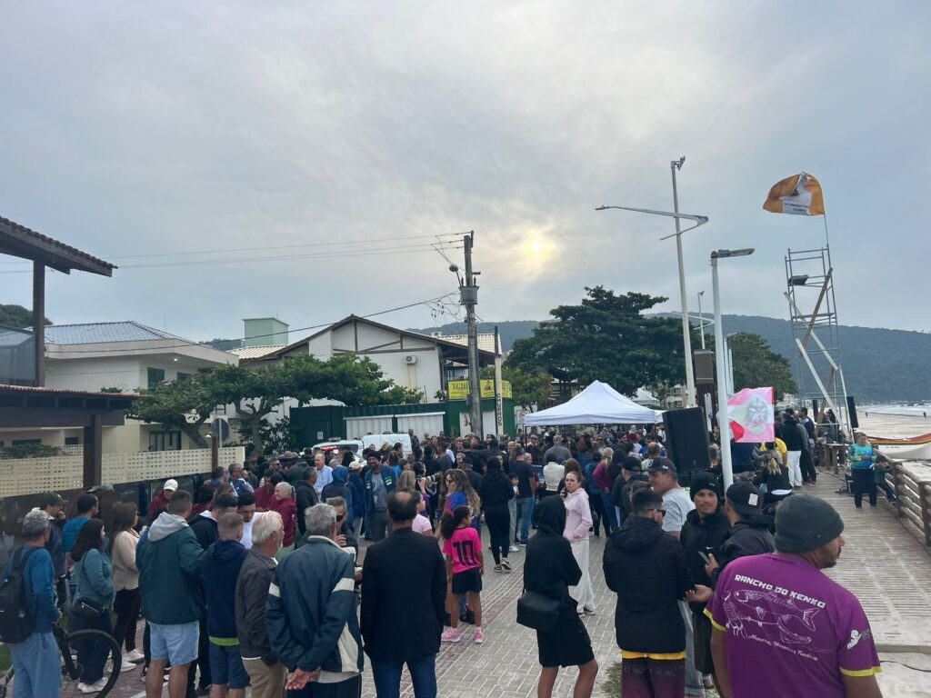Pescadores do Litoral Norte manifestam contra o fim da pesca da tainha