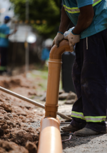 Águas de Camboriú lembra que obras causam transtornos passageiros, mas trazem benefícios para toda a comunidade