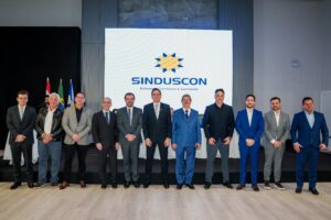 Nova Diretoria assume o Sinduscon