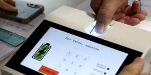 Faltam 10 dias: equipamentos que comprometem o sigilo do voto não podem entrar na cabine